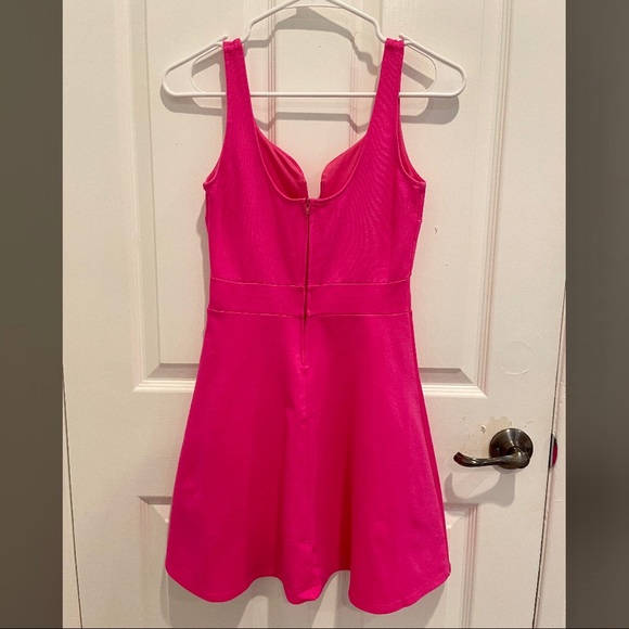 Hot pink plunging V skater dress - Picture 3 of 4